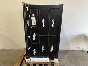lot 5 image: Brooks 9-Drawer Dresser in Black