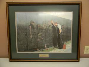 lot 25 image: Framed Art Piece REFLECTIONS VIETNAM WAR MEMORIAL By Lee Teter - FANTASTIC PIECE - VERY NICE - APPROX 34 By 29 - SEE PICTURES