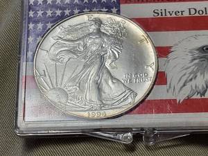 lot 20 image: 1994 AMERICAN SILVER EAGLE 1 TROY OZ .999 FINE SILVER