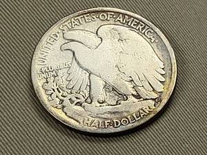 lot 26 image: 1919 WALKING LIBERTY HALF DOLLAR