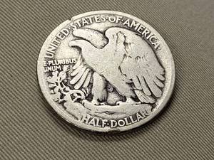 lot 39 image: 1921 WALKING LIBERTY HALF DOLLAR
