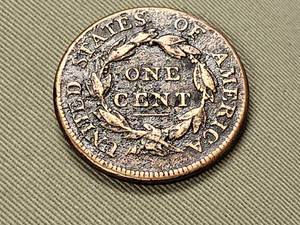 lot 43 image: 1812 US CLASSIC HEAD LARGE CENT