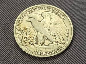 lot 87 image: 1939 WALKING LIBERTY HALF DOLLAR