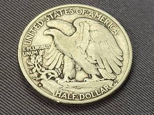 lot 88 image: 1939-D WALKING LIBERTY HALF DOLLAR