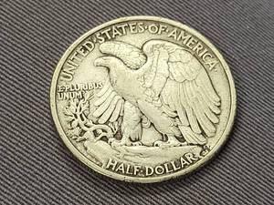 lot 94 image: 1940 WALKING LIBERTY HALF DOLLAR