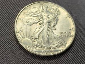 lot 105 image: 1942-D WALKING LIBERTY HALF DOLLAR