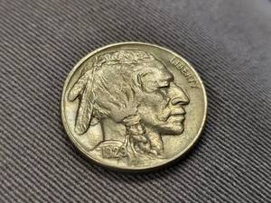 lot 112 image: 1929 US BUFFALO NICKEL AU55
