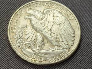 lot 120 image: 1945 WALKING LIBERTY HALF DOLLAR