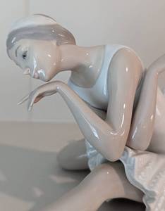 Lladro Porcelain Ballerina Figurine