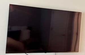 LG Non Cell 49 Television