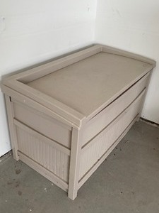 Suncast Storage Bin