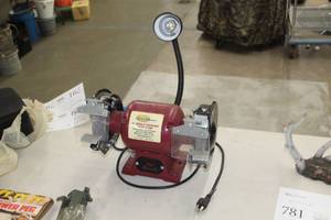 lot 785 image: Northern Industrial 6 12 hp Bench Grinder w Lamp