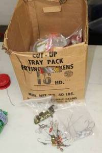 lot 834 image: Misc. Fishing Gear - Hooks, Lures, Bobbers