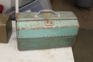 lot 875 image: Walton Products Grip-Loc 17 Metal Tackle Box with Misc. Tackle
