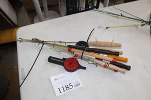 lot 1185 image: Lot of (9) Ice Fishing Poles