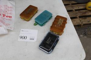 lot 900 image: Lot of (4) 6 Plastic Mini Tackle Organizer Boxes