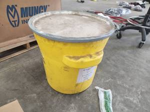 lot 54 image: 20-Gallon Salvage Drum