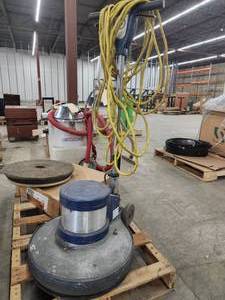 lot 83 image: Floor ScrubberPolisher