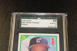 lot 29 image: 1990 Score Frank Thomas #663 Rookie Card SGC 88 (SGC 8)