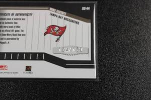 lot 84 image: 2005 Donruss Classics Stadium Stars Mike Alstott Jersey Relic 104150  Only 150 Exist