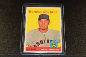 lot 165 image: Vintage Harmon Killebrew Lot #1  1958 Topps #288 - 1961 Topps #80 - 1968 Topps #220
