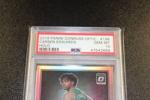 lot 195 image: 2019-20 Donruss Optic Holo Prizm Carsen Edwards #196 PSA 10