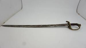 lot 2 image: 31 Antique Sword