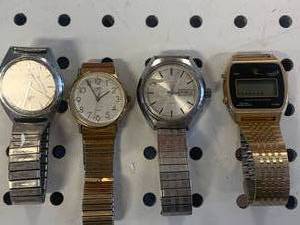 Lot of 4 Vintage Watches