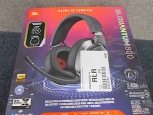 JBL Quantum 800 Over-the-Ear Noise ...