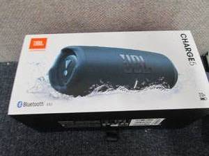 JBL Charge 5 Waterproof Bluetooth P...