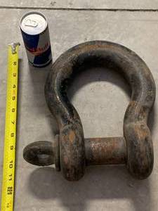 Very Large Shackle