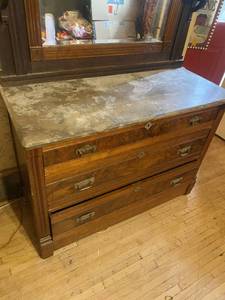 Antique Pioneer Eastlake Dresser With Mirror