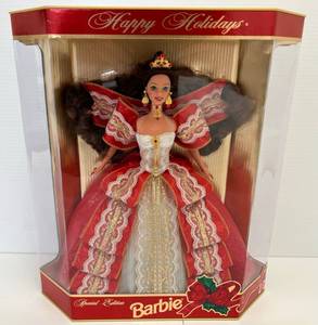 1997 Happy Holidays Special Edition Barbie NIB