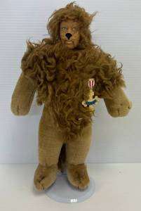 Wizard Of Oz (Cowardly Lion) With Medal Of Courage 14 Collectors Dolls By Hamilton Gifts