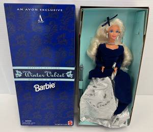 1995 An Avon Exclusive Special Edition Winter Velvet First In A Series Barbie NIB