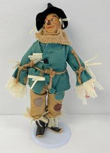 Wizard Of Oz (Scarecrow With Doctorate Of Thinkology) 14 Collectors Dolls By Hamilton Gifts