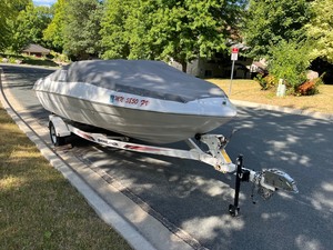 1990 Chris Craft 177 Boat & Trailer