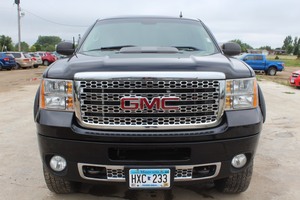 2011 GMC Sierra 2500HD Denali Crew Cab 4x4