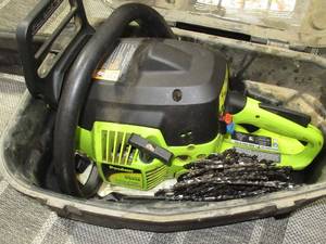 Poulan P3416 16-Inch 34cc 2-Cycle Gas-Powered Chain Saw (needs cab work)