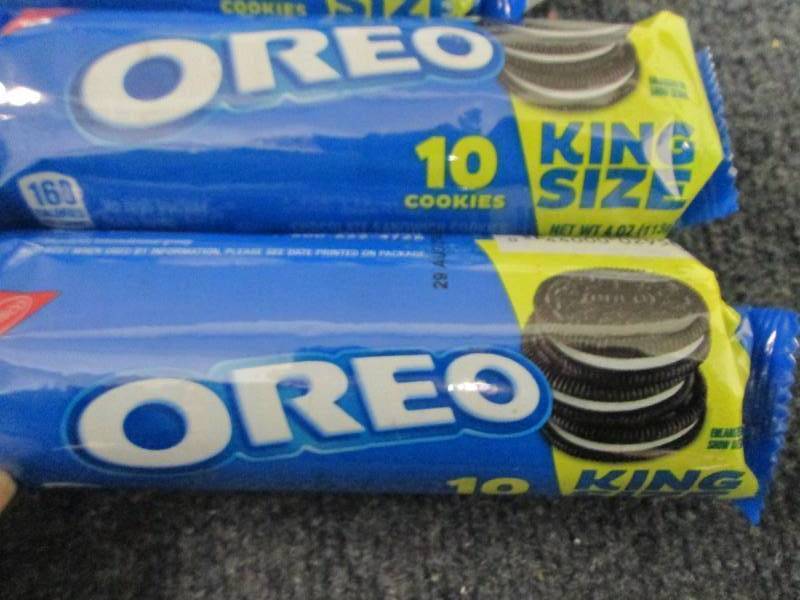 18- 4 oz pks Oreo King Size...