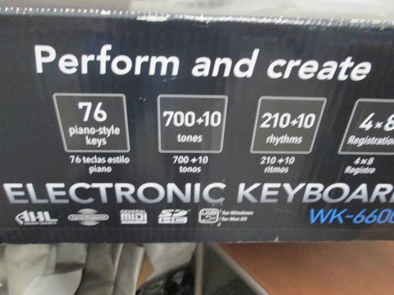 Casio 76-Key Workstation Keyboard