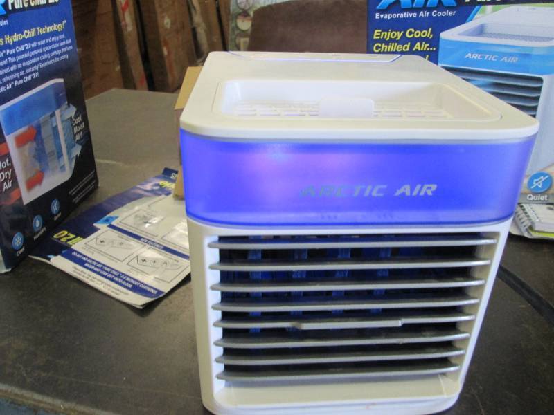 arctic air pure chill 2.0 powers on...