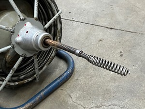 lot 24 image: Electric Eel Model E Drain Cleaner