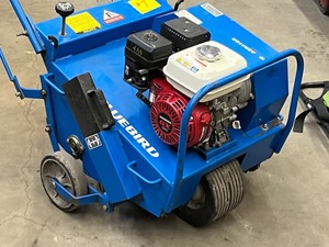 lot 11 image: Bluebird 530 Lawn Aerator