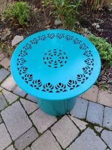 lot 103 image: Turquoise Patio Drum Table