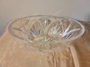 lot 20 image: Waterford Castleton Bowl