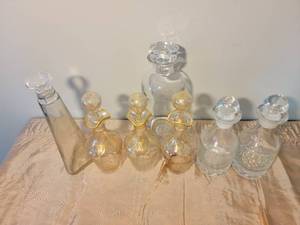 lot 70 image: Art Glass Perfume Bottles