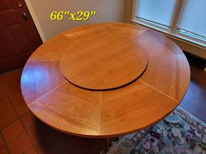 lot 76 image: Contemporary Lazy Susan Dining Table