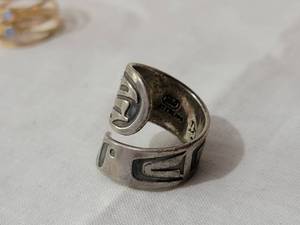 lot 33B image: Size 7 Sterling & Fashion Rings