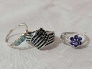 lot 34A image: Size 8 Costume & Fashion Rings